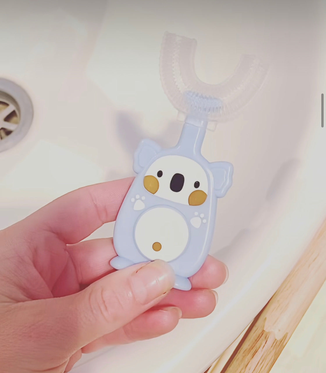 Easy-to-Use U-Shaped Toothbrush for Little Smiles